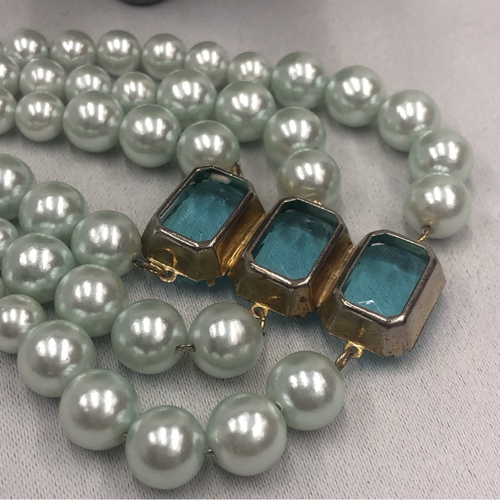 Vintage Faux Pearl Blue Glass 3 Strand Necklace - Picture 5 of 16